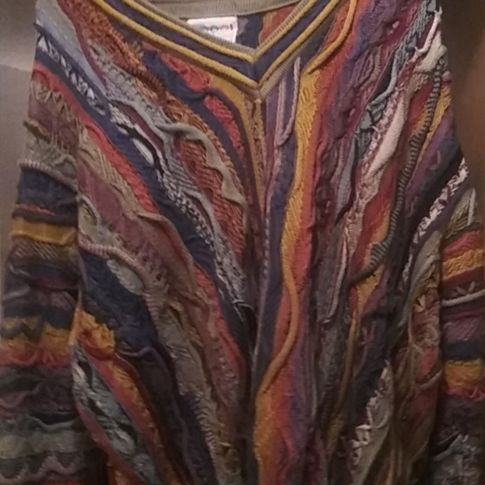 Men coogi sweater